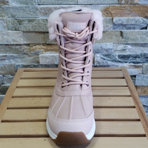 🎁 UGG Adirondack III Women's Boot Snow Leopard - Picture 8 of 9